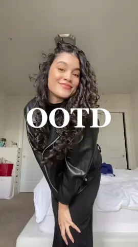 The best faux leather jacket no joke @Bershka #outfitcheckfyp #AlaskaAirCAREoke #leatherjacketoutfitinspo