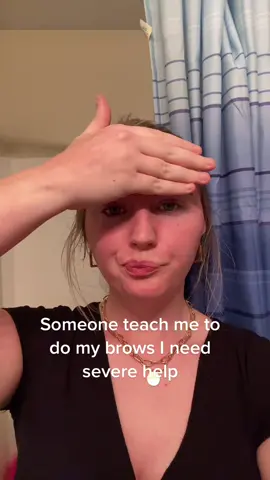 All I wanted was to trim my brows and try to make them look fluffy #fluffybrows #trimbrows #nobrows #sendhelpplease #sharpiebrows #browtutorialfail