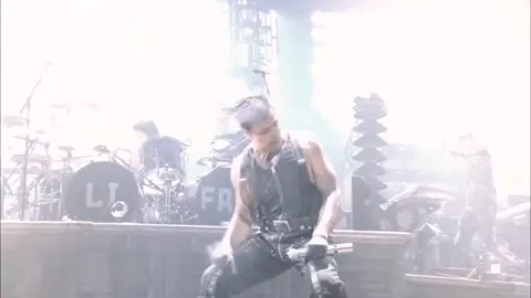 Rammstein - Du Hast (Madison Square Garden 2010) #Rammstein #DuHast #TillLindemann #RichardKruspe #PaulLanders #ChristophSchneider #ChristianLorenz #OliverRiedel #Hawkstein