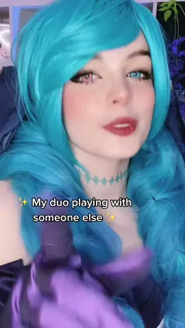 Happens to someone else? 😂 #gwencosplay #girlcosplay #GamerGirl #cosplaygirl #leaguecosplay #leagueoflegends #gamecosplay #gwenlolcosplay