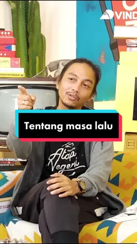 Kalo kamu, gimana cara paling ampuh untuk berdamai dengan masa lalu? Klik link di bio untuk nonton video fullnya. #Vindes #FiersaBesari