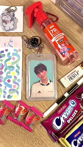one of yoongi’s best album pcs imo #bts #yoongi #suga #photocard #unboxing #fyp