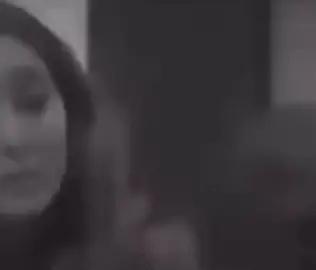 ما جابتة امه الي يكسرني🌚.