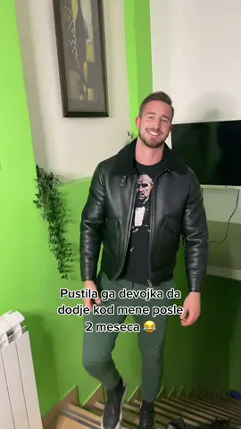 Ali najgore je sto zna pesmu i o cemu se radi ahhahahah 😂😂😂 @filvaki