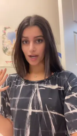bella hadid has light eyebrows & dark hair so i have light brows & dark hair #verytalentedbeautyguru