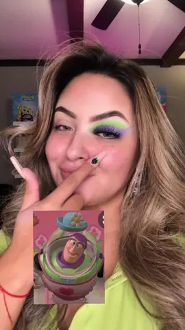 I’m Mrs. Nesbitt 😂😂 #makeupbyanaliza #toystory #makeup #eyeshadowtutorial #eyeshadowinspo #buzzlightyear