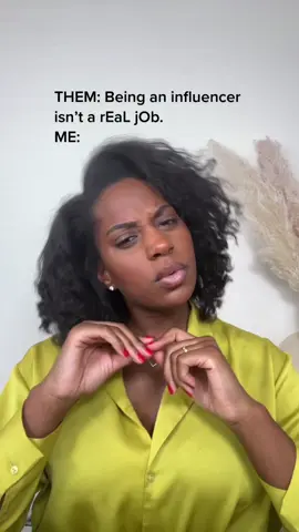 It’s 2022 stop it. Influencer marketing is a billion dollar business perodt 🙋🏾‍♀️ #lawyerinfluencer #lawyertiktok #lawyersoftiktok #influencermarketing #contentcreator #influencerstruggles