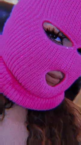 Pink is my favorite color, what’s your?💕🎀💋#baby #babygirls #babygirl #mask #skimask #girl #hot #hotgirl #sexy #lashes #makeup #persian