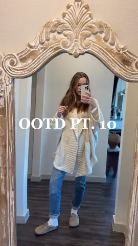 OOTD pt. 10 happy weekend!!!💃 #OOTD #fashiontiktok #Vlog #MomsofTikTok #toddlersoftiktok #productivity #dayinmylife #outfitideas #haul #freepeople