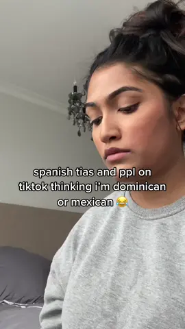 i’m on @duolingo every day to learn so i can chat with y’all too😭😭 #browngirl #mexican #dominican