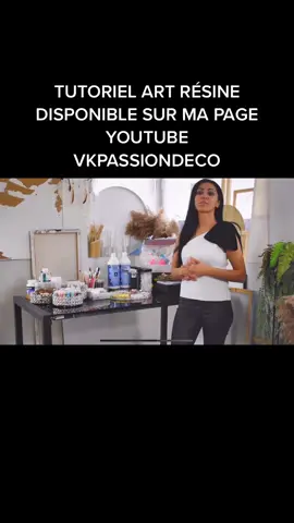 Vidéo complète mini formation Disponible sur ma page YouTube lien sur ma Bio !!! #art #artresin #resinepoxy #resinart #vkpassiondeco vkpassiondeco.com