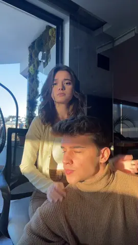 Kelimelerine dikkat et