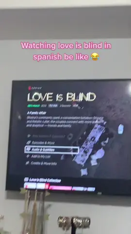 @danileal47 and her spanish translations are spot on lol 😂 #loveisblind #netflix #spanish #latinomeme #mexicanmeme