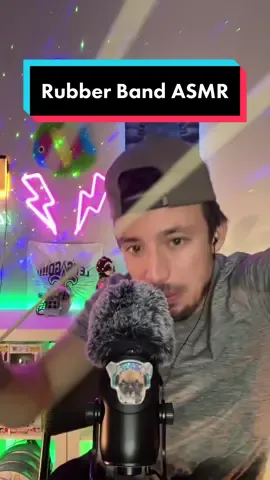 Reply to @natedoge072169  Rubber Band ASMR Trigger! I have been asked to do this trigger a good amount! ‼️👉 Y’all like the sticker? #asmr #fastasmr #asmrtiktoks #chaoticasmr