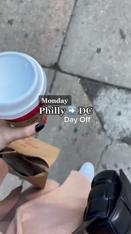 a productive President’s Day #Vlog #dayinmylife #amtrak #washingtondc #dctiktok #averagerunner #wawacoffee #nationalmall #tokiunderground #dcfoodie