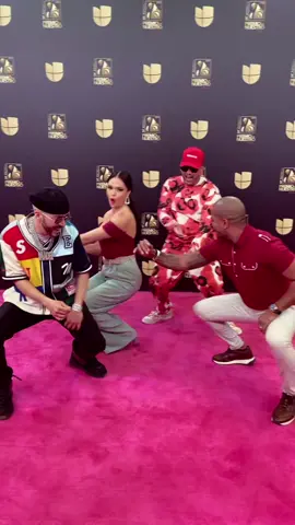 @wisin y @yandel on fire 💥🔥con @sireymoran y @joseelnegrotv en este segundo día de ensayos de #PremioLoNuestro