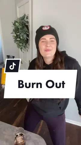 Build in rest in your schedule #hustleculturedropout #slowliving #slowlivingmovement #burnoutrecovery #lifecoachforwomen #slowliving