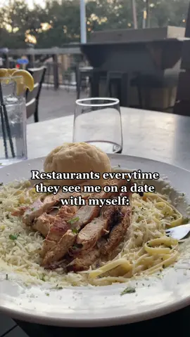 bc when it comes 2 a date? Ima go big😂 #becomingher2022 #beingthatgirl #treaturself #datingme #datejars #batonrougefoodies #hbculifestyle #blkgirls