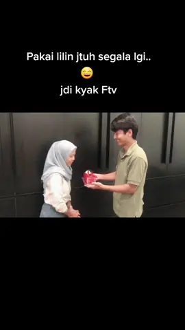 ini Video 3 thn Lalu. nama anak PKL nya enny klw Nggk salah. mngkin skrg udh  kuliah Atau kerja.klw liat Vt ini,koment ya  😊😊. #foryou #fyp #fypシ゚viral #soundviral #deardiary