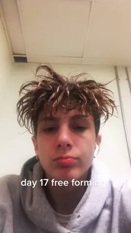 free forming dreads day 17#fyp #towelrubmethod