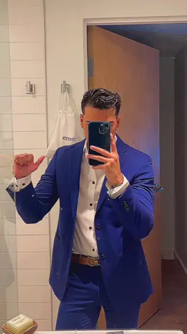 Reply to @yosachivelasquez  airport dude gotta dress up once in a while #fyp #foryou #viral