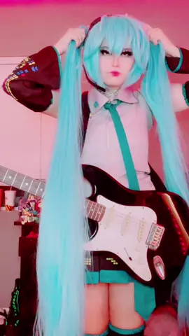 i just started playing honkai oh yeah || #hatsunemiku #mikucosplay #hatsunemikucosplay #miku #vocaloid #vocaloidcosplay