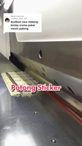 Balas @_hamba_allah_027 potong cetakan sticker chromo #cuttingmachine #papercut #fyp #fypシ #viral #offsetprinting #asmr #asmr #sutisfying #cetakstiker