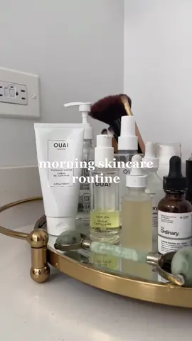 good morning 🤍                                        #morning #morningroutine #morningroutineaesthetic #fyp #foryou #beautyproducts #skincare