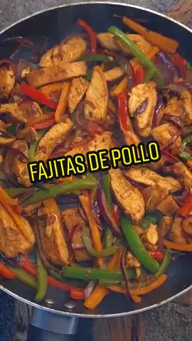 ¡Deliciosas fajitas de Pollo! #yosoycocinero #recetafacilyrapida #cocinacasera #cocinamexicana #fajitasdepollo #fajitas #tiktokchef