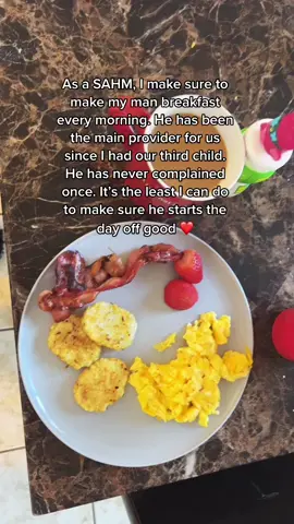 He was confused because his plate was on the coffee 😅🤣 #foryourpage #MomsofTikTok #bonusmom #stepmama #MakeItGucci