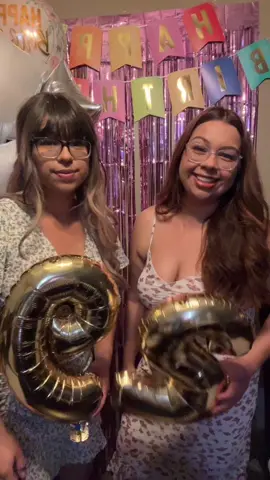 Could not pass up this sound haha #happybirthday #newgirl #twins #29thbirthday #milennials