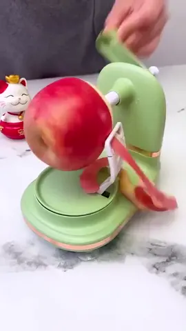 This peeler is very practical #fruit #peel #kitchentools
