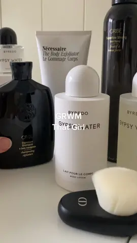 GRWM 🤍 #aesthetic #outfit #OOTD #chanel #byredo #morning #routine #fyp #oribe #grwm