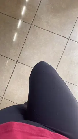 Según yo me ha impuesto el par 🤔 #calcetines #disparejos #viral #parati