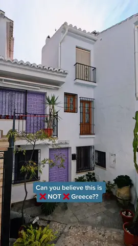 Frigiliana is the cutest little Spanish town!! #frigiliana #spaintravel #spain #beautifuldestinations #OutlanderChallenge