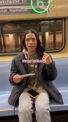 I got so lucky that I could make this stranger’s birthday better 🥳♥️
