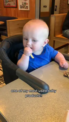 Inglesina attachable table chair!! Seriously so convenient. 🙌🏻 #babiesoftiktok #babyitems #babychair