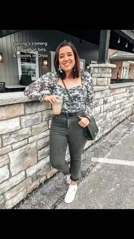 https://liketk.it/3zoY2 for outfit deets! Was feeling this look in the 70* Ohio sun! #midsizefashion #midsizetiktok #outfitinspo #affordablefashion