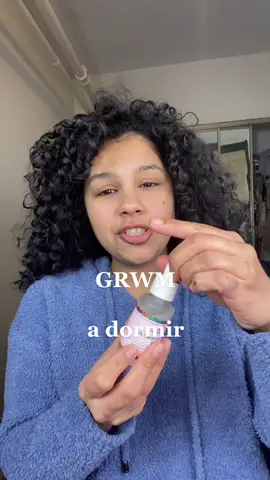 Yo tengo 26 lero mi espada tiene 86 años parece #storytime #grwm #skincare #skincarenocturno #rizosperfectos