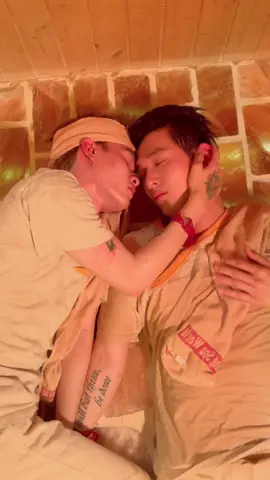 Em có biết gì đâu anh 😢 @songluanofficial #huynhtuanngoc