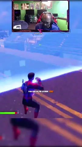 Snoop Dogg joined FaZe.. 😂 #twitch #streamer #fortnite #fortnitememes #gaming #trickshot #faze #faze1 #snoop #snoopdog #fyp #foryou