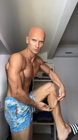 Тренируюсь 🏋️ как форма ? Две недели не тренировался , гулял и тусил вёл не здоровый образ жизни 😅👍 #russiansaitama #MexicoSaitama