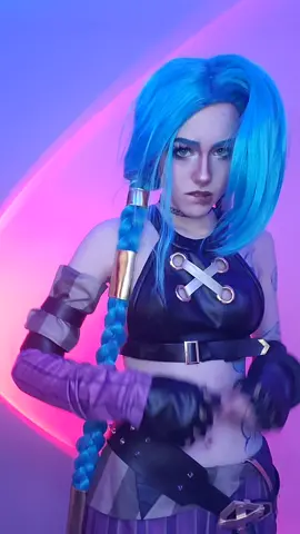 I CANNY STOP LAUGHING AT HOW I GRABBED MY BELLYBUTTON WHY DID I DO THAT BAHAHA #CloroxMistChallenge #jinxcosplay