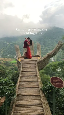 This is what dreams are made of 🌎✈️ #travelcouple