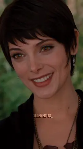 Alice 🧚🏻‍♀️ || #fy #foryou #fyp #twilight #twilightedit #alicecullen #alicecullenedit #alice #cullen #newmoon #eclipse #breakingdawn #ashleygreene