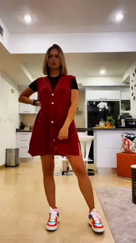 Continuación del baile anterior😋 (Estaba brava porque ella luz estaba fea)