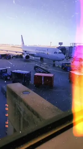 Time for take off ✈️ #airport #flight #whenwomenwin #treatyourself #treatyoself #airplanemode #triptime #SchickAsks #fyp