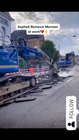 #civilengineering #roadmaintenance #engineering #road #construction #building #civilengineer #earthmoving #earthmoving #excavatoroperator #excavator