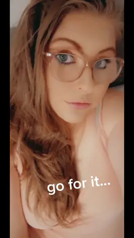 where my gals at ✌🏻#momfriends #friends #UARushChallenge #mumsoftiktok #hypegirlsquad #over30s #scottish #bekind #over30sclub #ratemechallenge #comesayhi #italkback #scottishtiktok