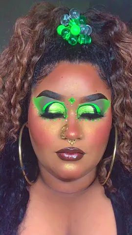 I wish my views we more consistent but hey I’m thankful for what I do get #SmoothLikeNitroPepsi #fyp #viral #makeup #makeupartist #makeuptips #lipgloss #mua